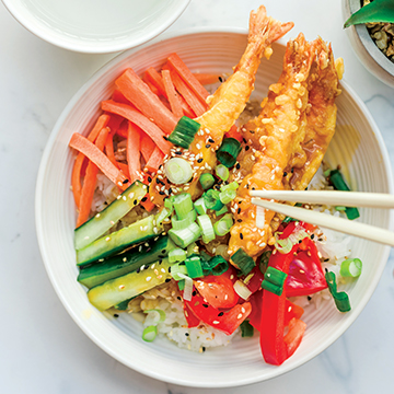 poke bowl with fish tempura